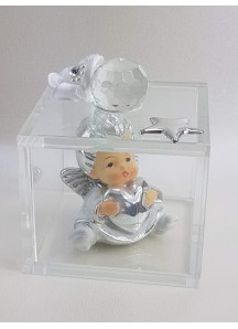 Aniołek w szklanym pudełeczku