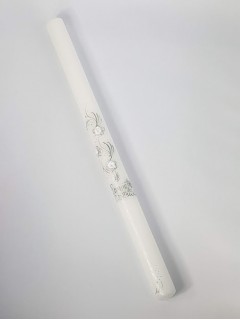 Ręcznie zdobiona świeca do chrztu z różyczkami- zdobienie srebrne Ręcznie zdobiona świeca do chrztu z różyczkami- zdobienie srebrne